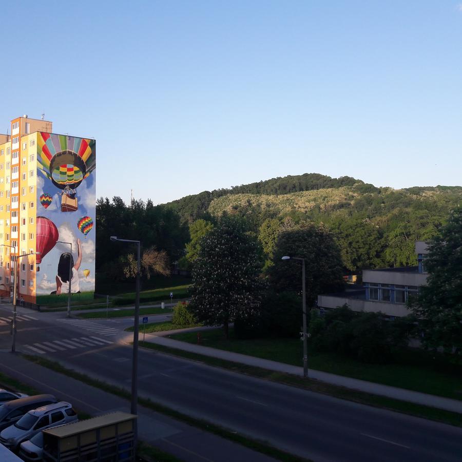 Studio 18 Apartman Казинцбарцика Экстерьер фото
