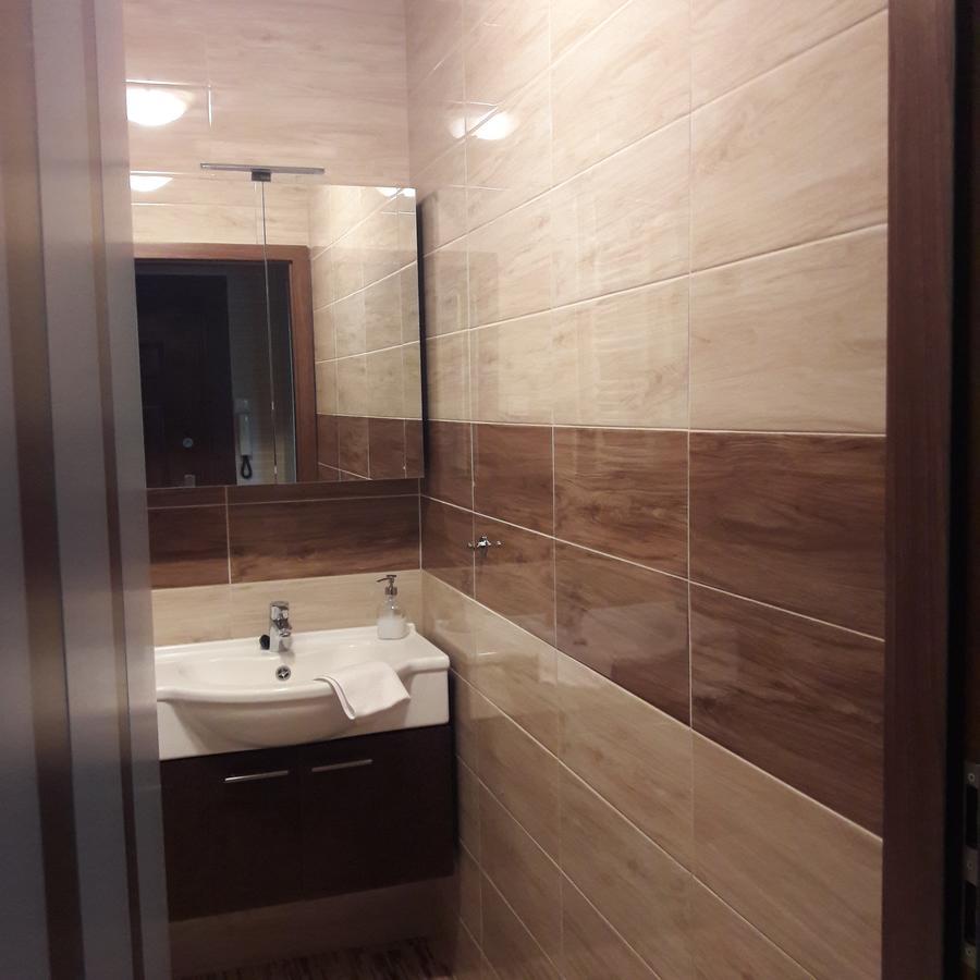 Studio 18 Apartman Казинцбарцика Экстерьер фото